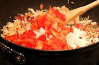 Острая курица с рисом - фото шага 11