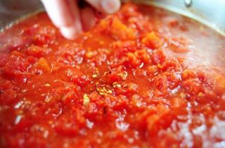 Спагетти с сыром и помидорами - фото шага 7