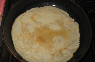 Блины на кислом молоке - фото шага 7