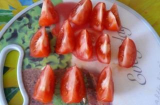 Жареный морской окунь с соусом - фото шага 5