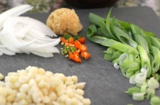 Жареный рис с морепродуктами по-тайски - фото шага 2