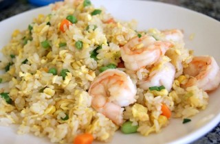 Жареный рис с креветками - фото шага 13