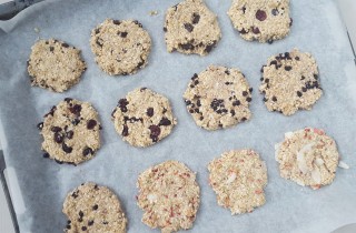 Овсяное печенье с бананом и сухофруктами - фото шага 5