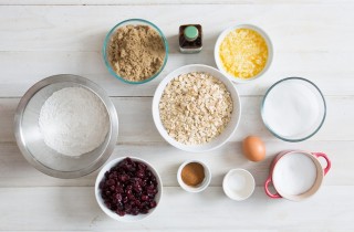 Овсяное печенье с сухофруктами - фото шага 1