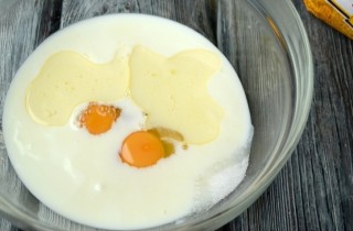 Вкусные блинчики на кефире - фото шага 2