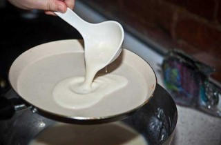 Вкусные блины на молоке - фото шага 11