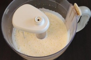 Заварные блины на кефире - фото шага 2