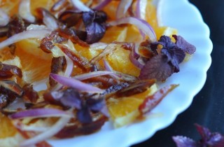 Итальянский салат с апельсинами и финиками - фото шага 5