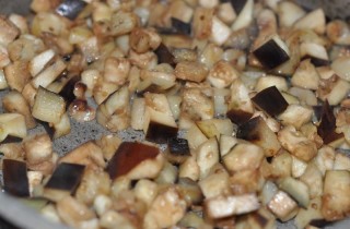 Тушеные баклажаны с кабачками - фото шага 6