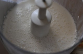Ласси на кефире - фото шага 2