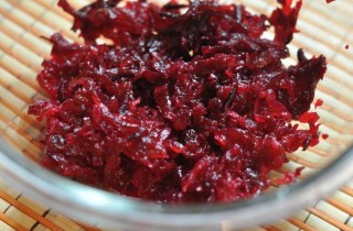 Салат из свеклы с грецкими орехами - фото шага 2