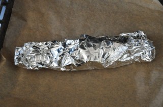 Запеченный морской окунь в фольге - фото шага 1