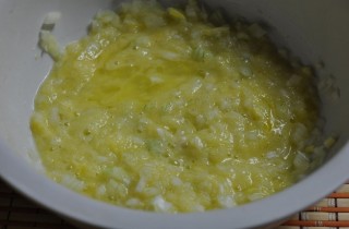 Картофельные блины - фото шага 2