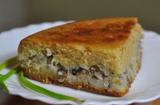 Пирог с консервами в мультиварке