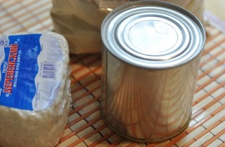 Творожные сырники с вареной сгущенкой - фото шага 1