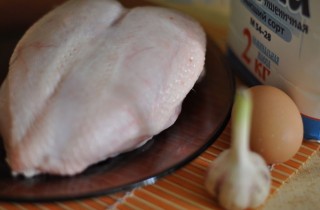 Отбивные из куриной грудки - фото шага 1