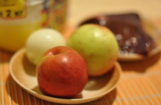 Печень по-берлински с яблоками - фото шага 1