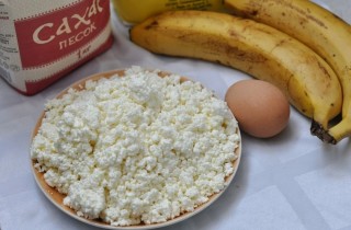 Сырники с бананом - фото шага 1