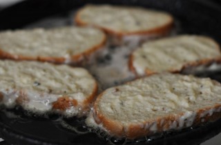 Сырные гренки - фото шага 3