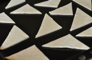 Выпечка из слоеного теста - фото шага 2