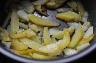 Жареный в мультиварке картофель - фото шага 3