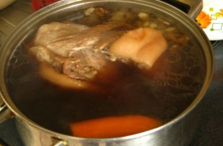 Рулька свиная в пиве - фото шага 1