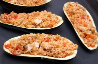 Фаршированные баклажаны, запеченные в духовке - фото шага 6