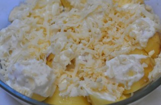 Молодая картошка в сметане - фото шага 3