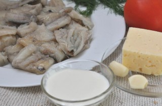 Рыба с помидорами под сыром - фото шага 1