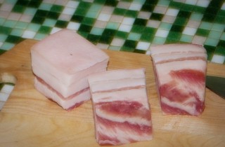 Сало сухой засолки с чесноком - фото шага 3