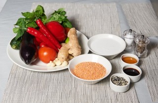 Тайский суп с красной чечевицей - фото шага 1