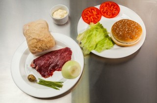 Вкусный гамбургер - фото шага 1