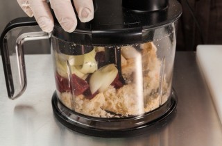 Вкусный гамбургер - фото шага 5