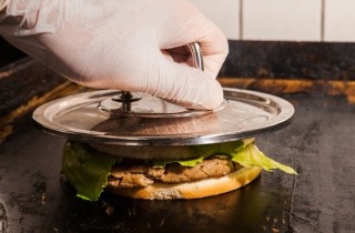 Вкусный гамбургер - фото шага 14