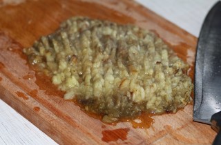 Греческий салат из запеченных баклажанов - фото шага 4