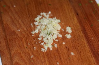 Греческий салат из запеченных баклажанов - фото шага 5