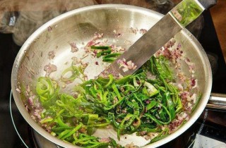 Классический луковый пирог - фото шага 8