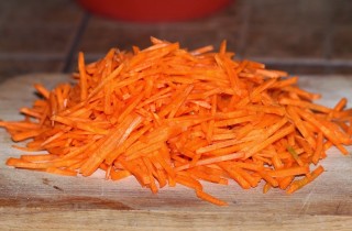 Щи с капустой и крапивой - фото шага 5