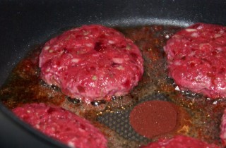 Бифштекс со свеклой - фото шага 6