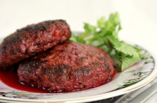 Бифштекс со свеклой - фото шага 7