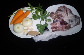 Бульон из свинины - фото шага 1