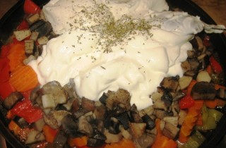 Гуляш из говядины с грибами - фото шага 6