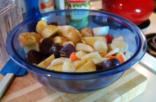 Жаркое из свиных отбивных с картофелем - фото шага 1