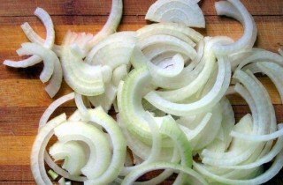 Свинина с овощами в духовке в горшочках - фото шага 2