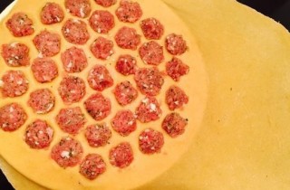 Диетические пельмени с помощью пельменницы - фото шага 4