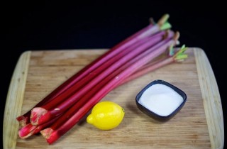 Компот из ревеня - фото шага 1