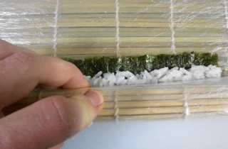 Роллы с угрем - фото шага 7