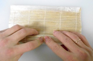 Роллы с угрем - фото шага 8