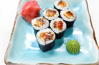 Роллы с угрем - фото шага 10