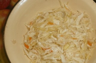 Винегрет с майонезом и консервированной кукурузой - фото шага 4